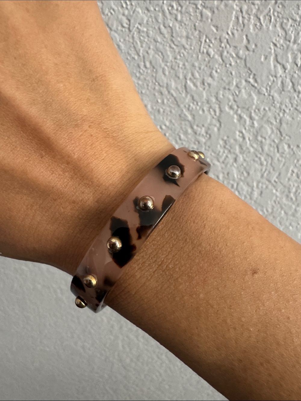 Studded Tortoiseshell Resin Bangle Bracelet - Brown